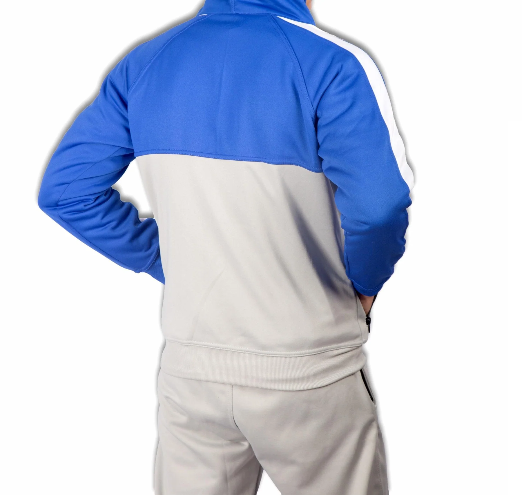 37_1_02a40f70-af2a-46d1-93e6-9f906d5acc1d_1800x1800